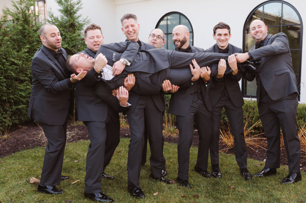 wedding-party-photos-at-perona-farms-the-refinery-by-suess-moments