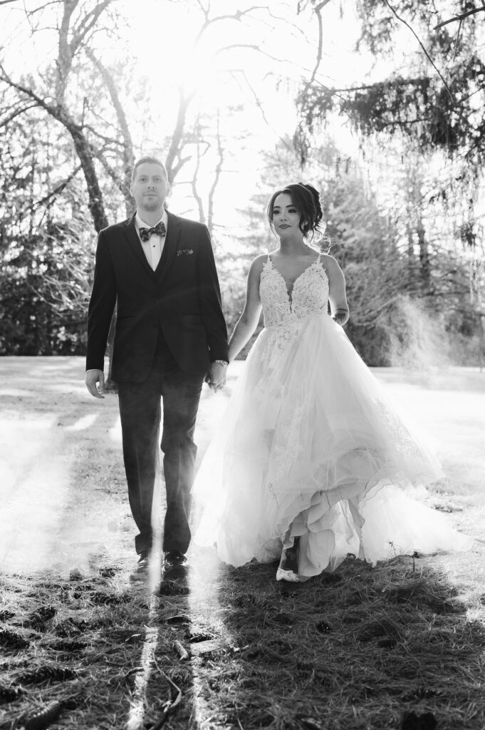 cool-wedding-photo-of-couple-and-smoke