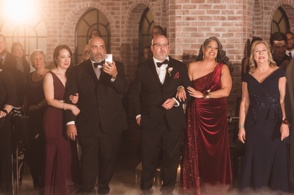 wedding-reception-at-perona-farms-the-refinery-suess-moments-photography