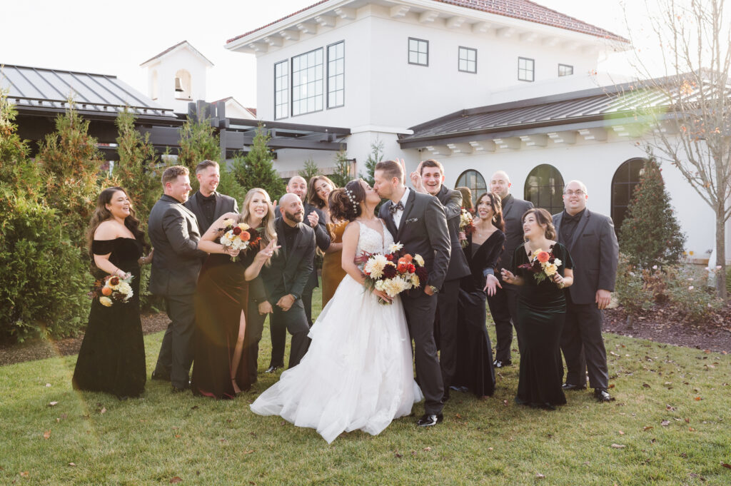 wedding-party-photos-at-perona-farms-the-refinery-by-suess-moments