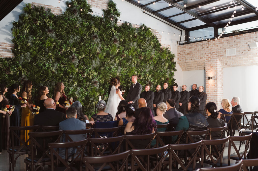 the-refinery-at-perona-farms-wedding-photos-by-suess-moments-photography