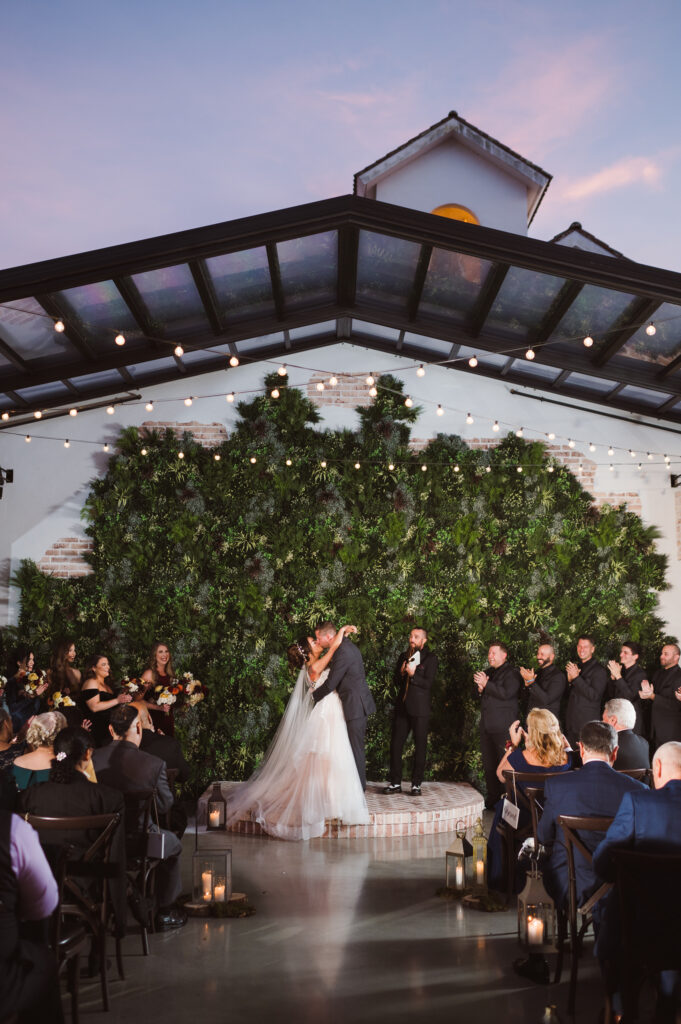 the-refinery-at-perona-farms-wedding-photos-by-suess-moments-photography