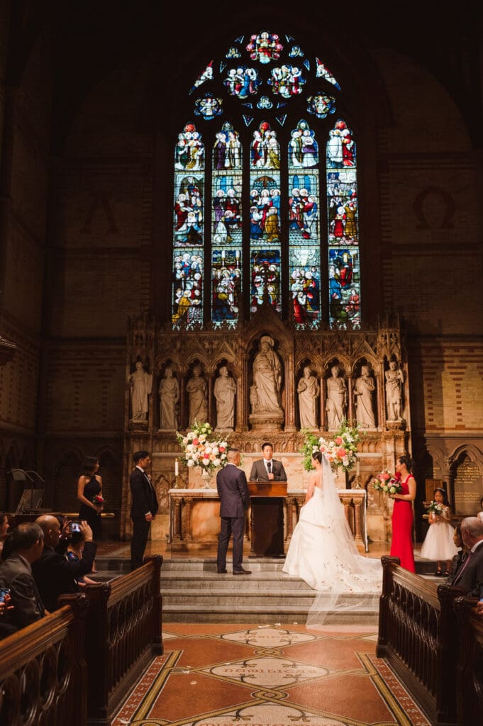 wedding-photos-at-chelsea-square-nyc-by-suess-moments-photography