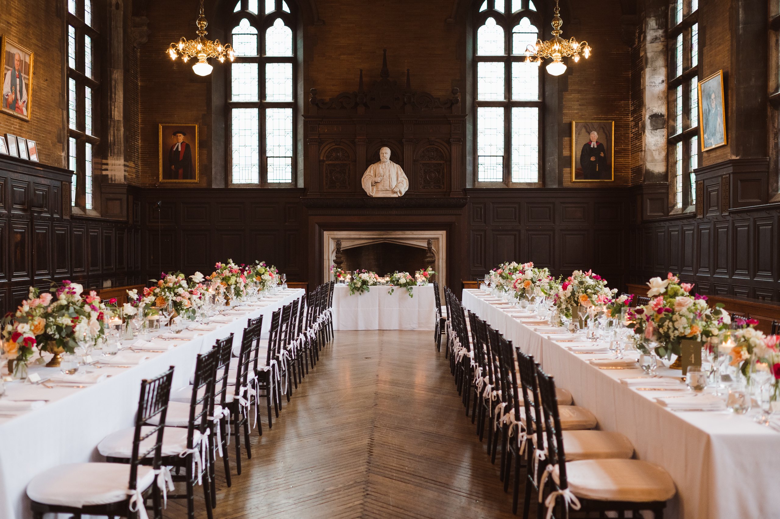 wedding-reception-at-chelsea-square-nyc-wedding-photos-by-suess-moments-photography