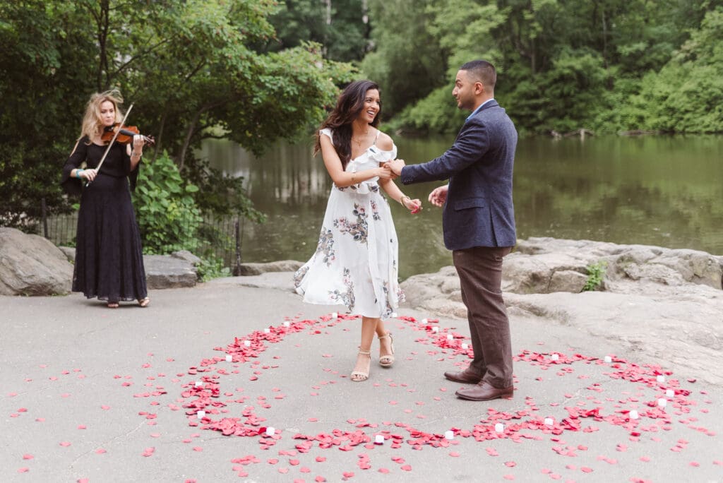 central-park-proposal-by-gapstow-bridge-by-suess-moments-photographer
