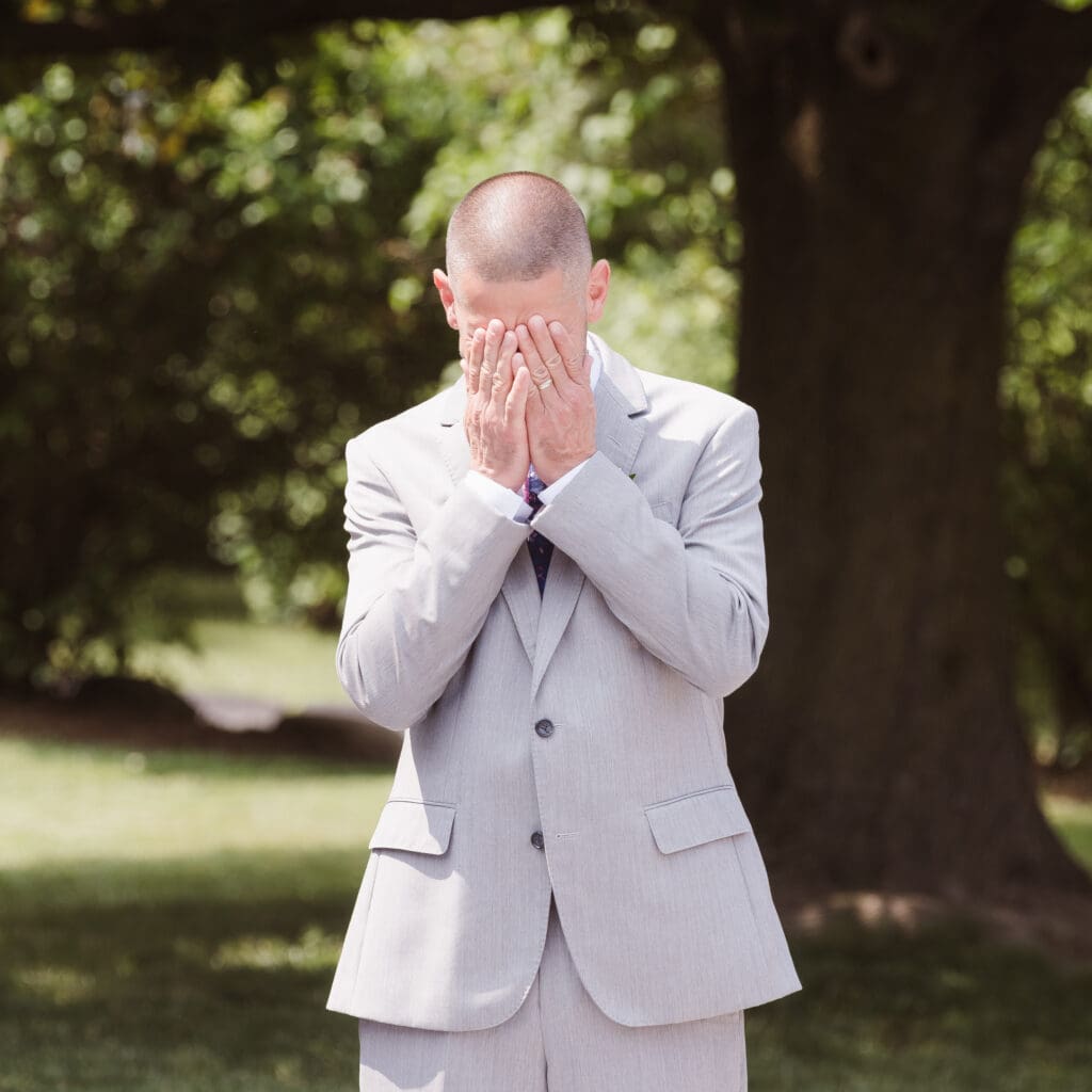 first-look-bride-and-dad-wedding-day