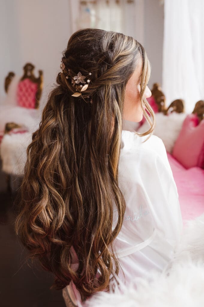 getting-ready-at-the-briarcliff-manor-ny-bridal-suite