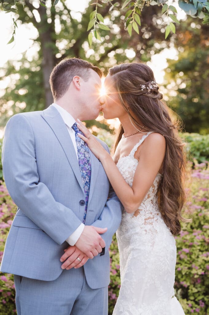 disney-couple-bride-and-groom-wedding-photos-at-the-briarcliff-manor-ny-by-sues-moments-photographer