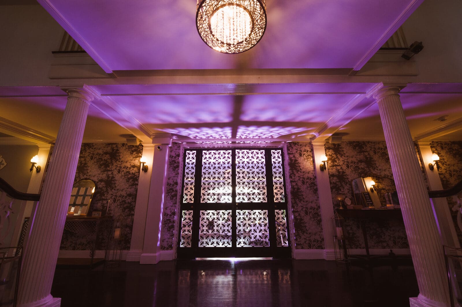 disney-wedding-at-the-briarcliff-manor-ny-by-suess-moments-photography