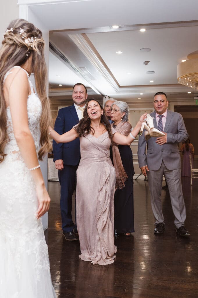 wedding-reception-for-disney-couple-at-the-briarcliff-manor-ny