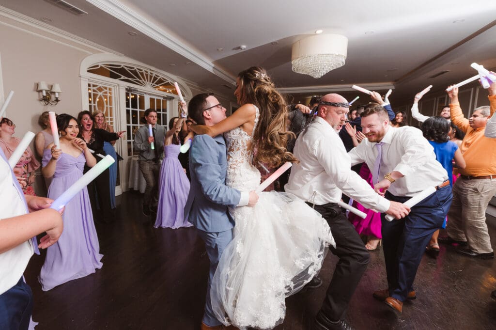 wedding-reception-for-disney-couple-at-the-briarcliff-manor-ny