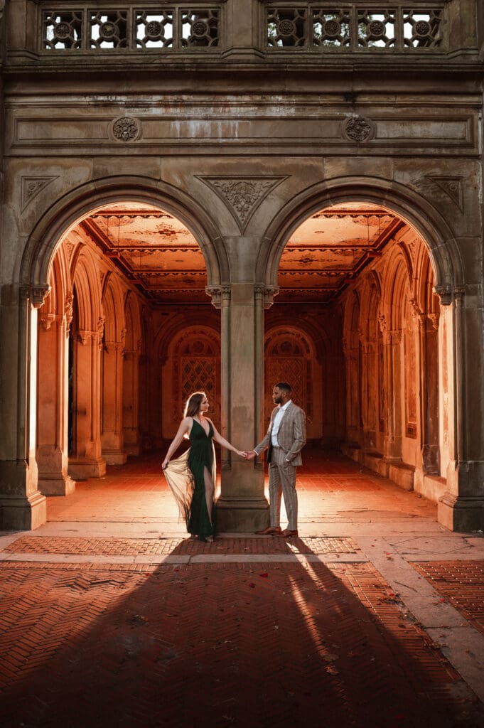 bethesda-terrace-engagement-photo-using-magmod-by-suess-moments