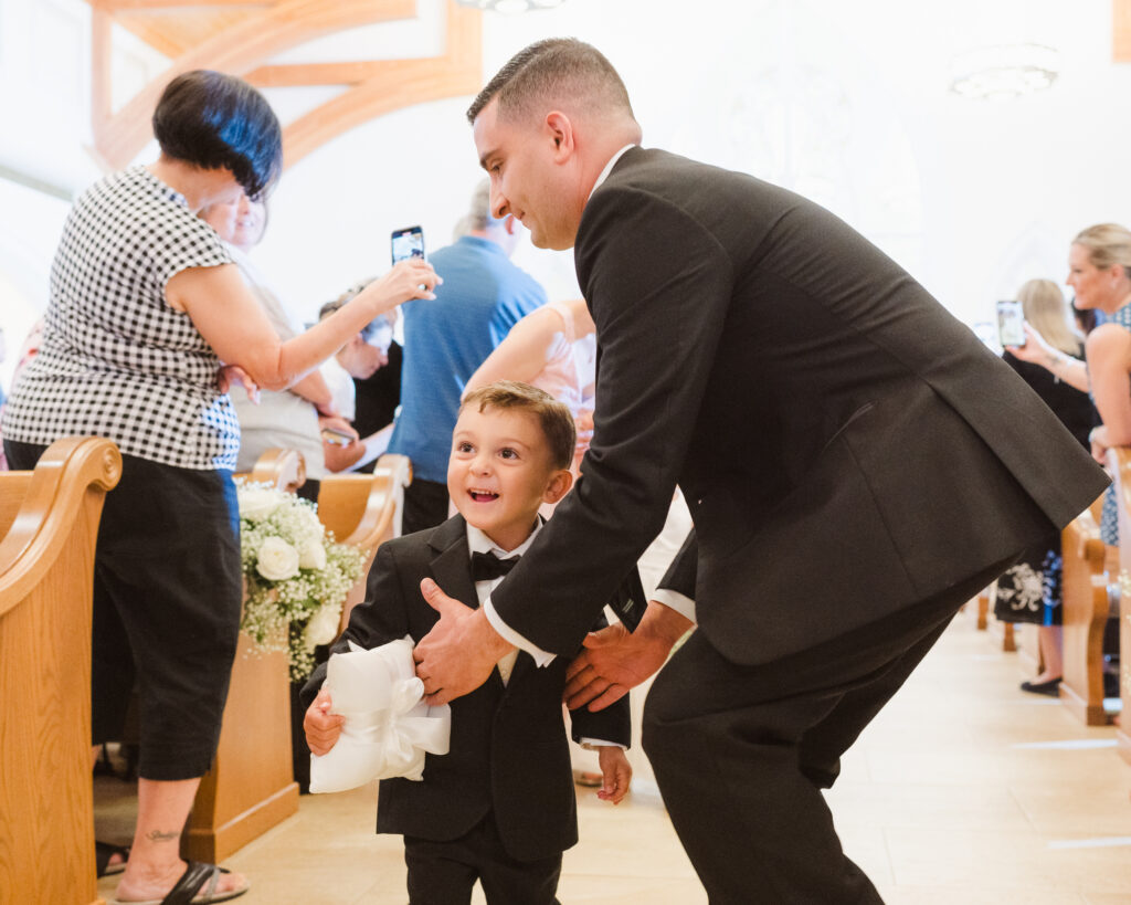 kids-at-a-wedding-photos-by-nj-photographer-suess-moments