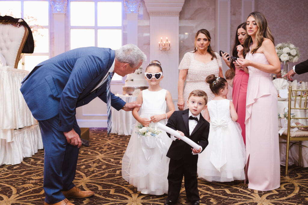 kids-at-a-wedding-photos-by-nj-photographer-suess-moments