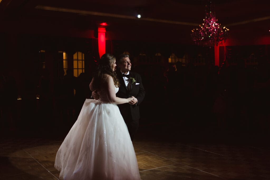 wedding-reception-ballroom-at-the-eagle-oaks-country-club-nj-by-suess-moments