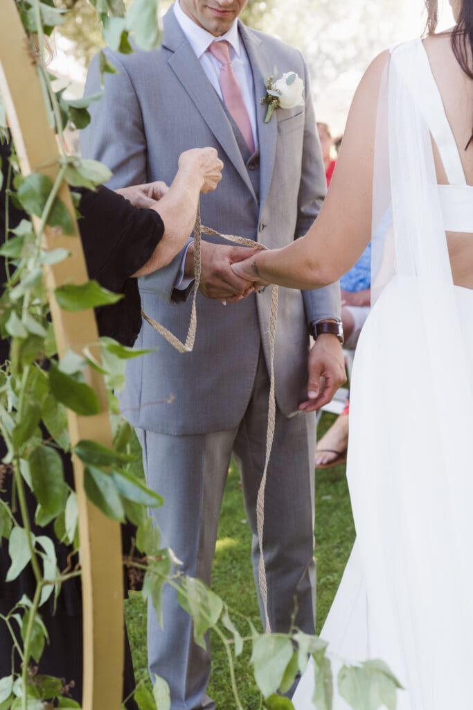 handfasting-ceremony
