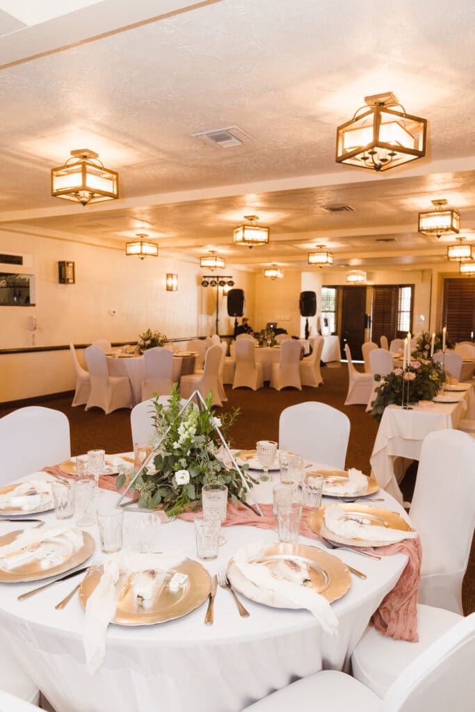 best-western-hacienda-san-diego-wedding-photos-by-suess-moments