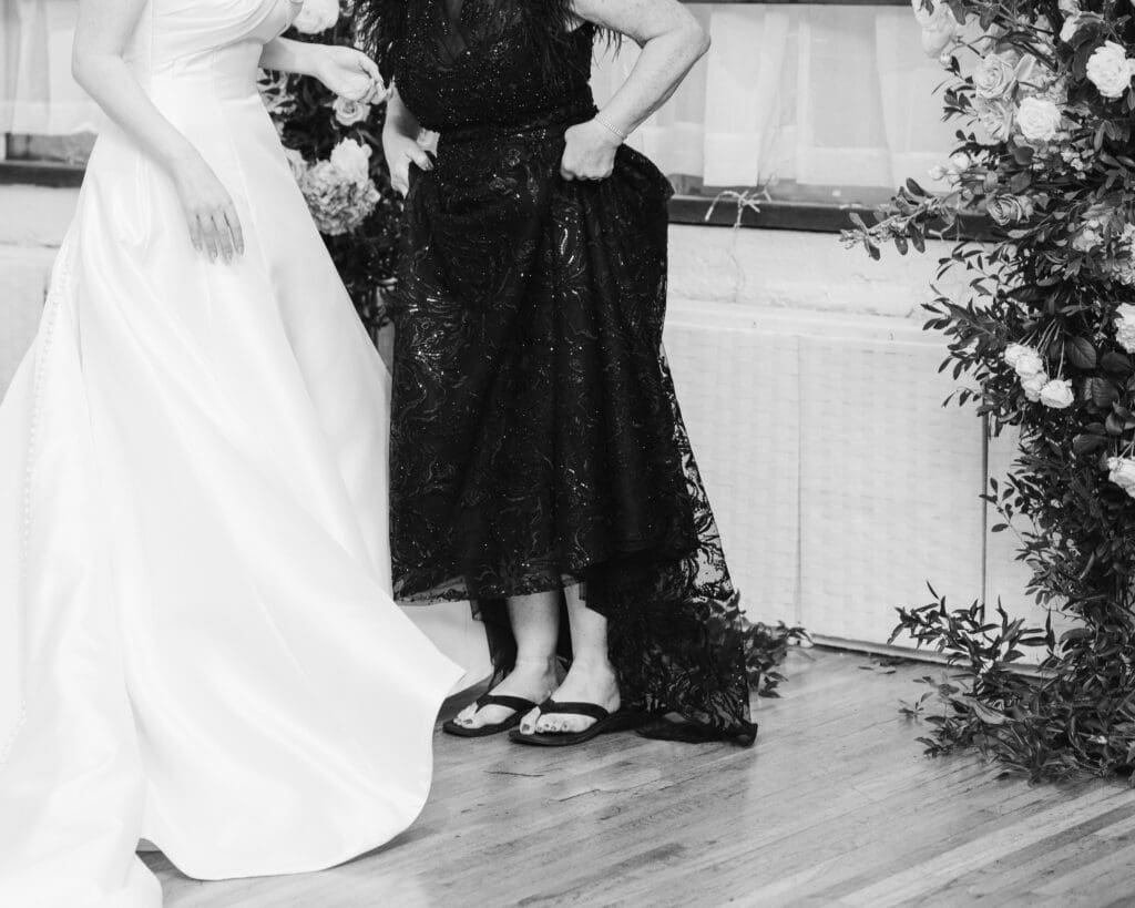 fun-wedding-reception-photos-by-suess-moments-photography