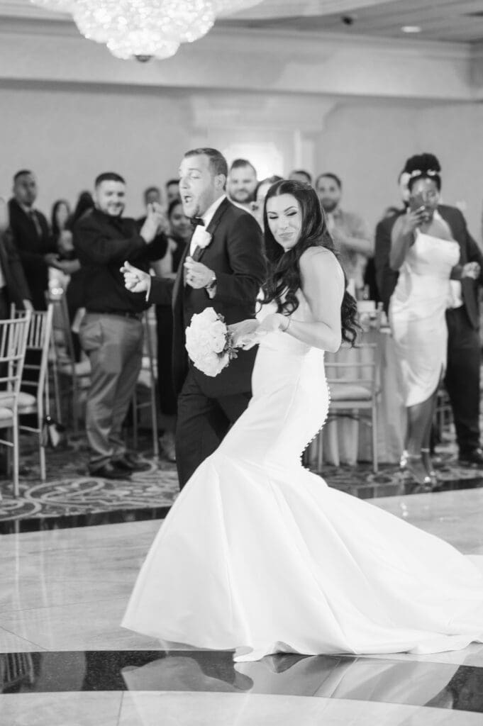wedding-reception-photos-at-villa-barone-hilltop-manor