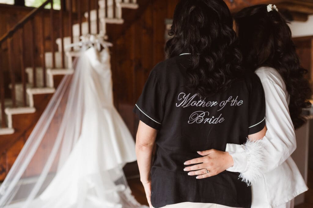 mother-of-bride-black-pajama-set
