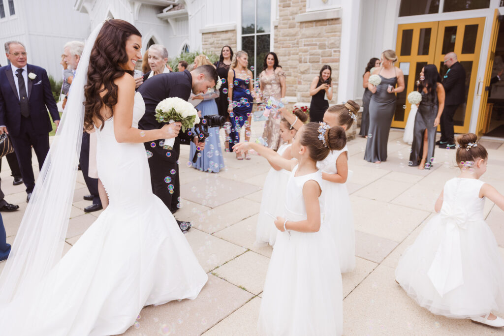 kids-at-a-wedding-photos-by-nj-photographer-suess-moments