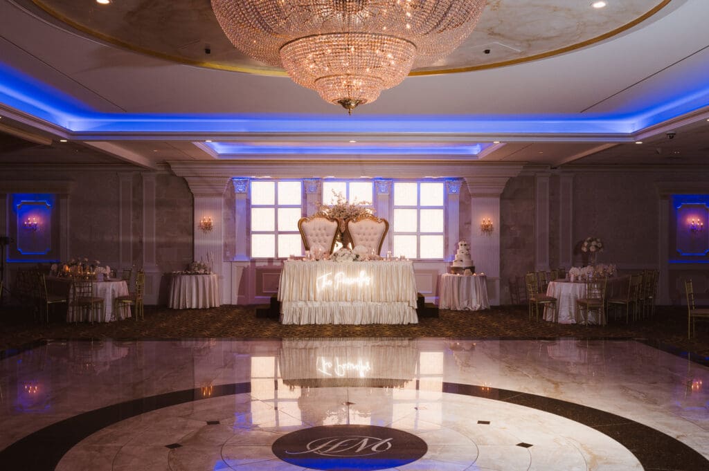 wedding-reception-at-villa-barone-hilltop-manor-ny-by-suess-moments-photography