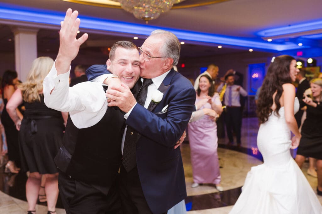 wedding-reception-photos-at-villa-barone-hilltop-manor