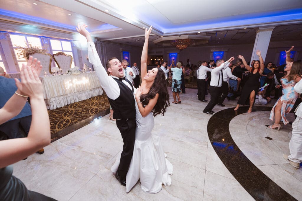 wedding-reception-photos-at-villa-barone-hilltop-manor