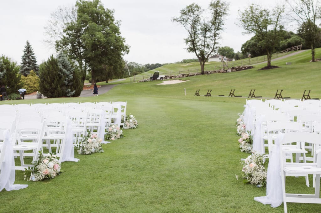 outdoor-wedding-ceremony-skyview-golf-club-nj