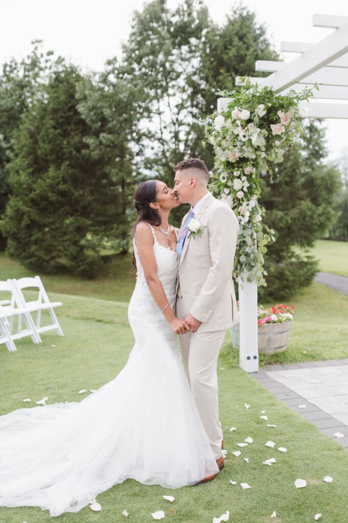 skyview-golf-club-nj-dreamy-wedding-photos-by-suess-moments-photography