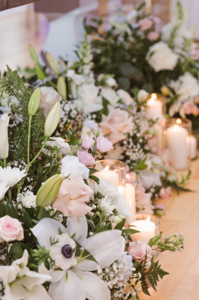 candles-at-wedding-reception