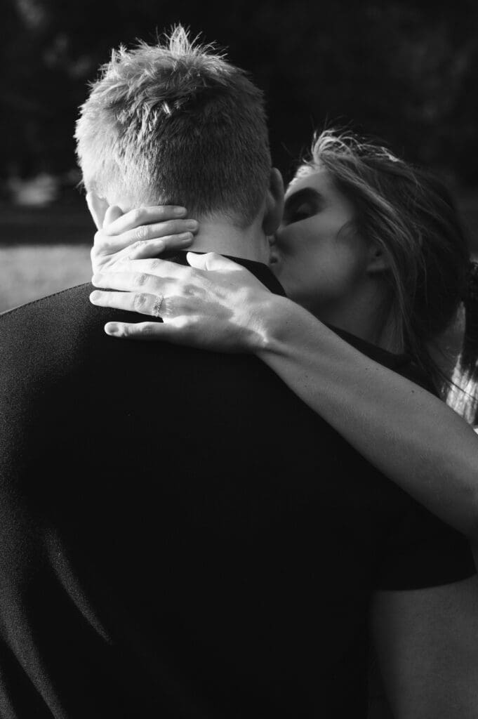 central-park-nyc-proposal-engagement-photos-by-suess-moments-photography