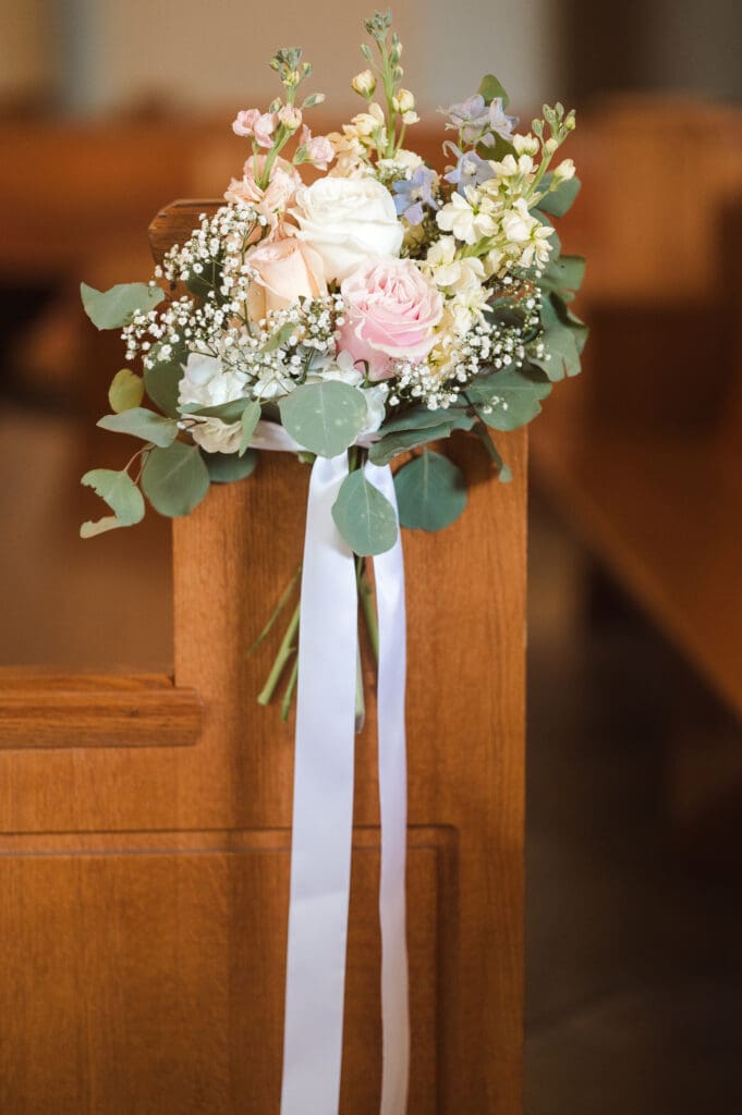 colorful-spring-flowers-wedding