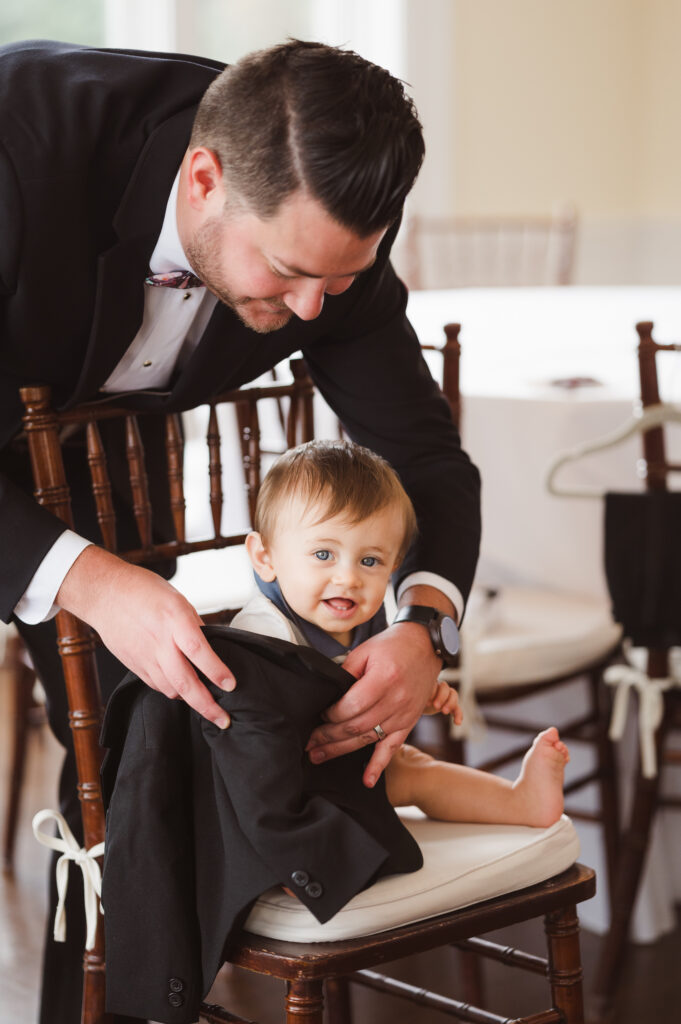 kids-at-a-wedding-photos-by-nj-photographer-suess-moments