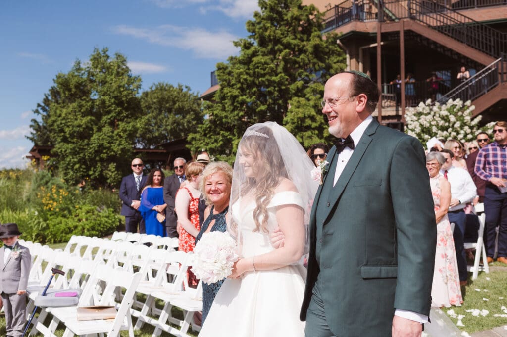 wedding-ceremony-outdoors-at-crystal-springs-resort-nj