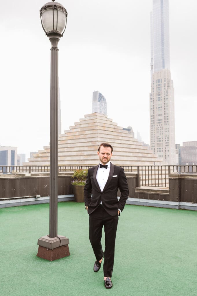 groom-on-rooftop