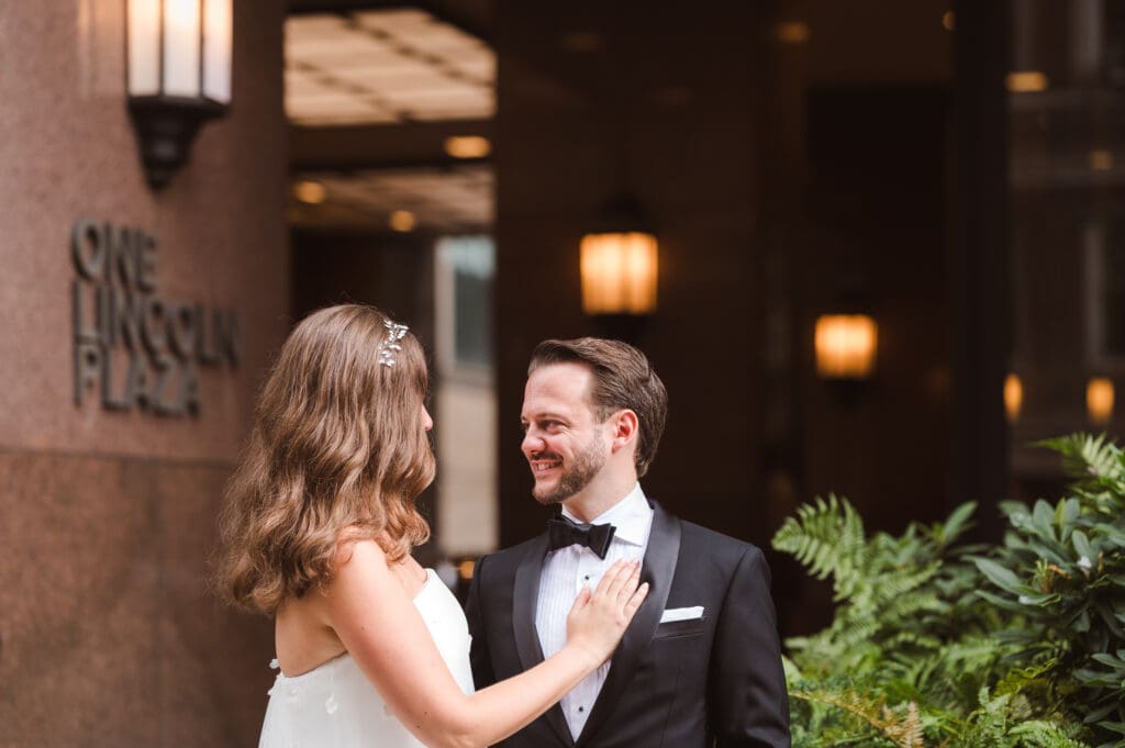 vintage-nyc-checker-cab-for-wedding-day