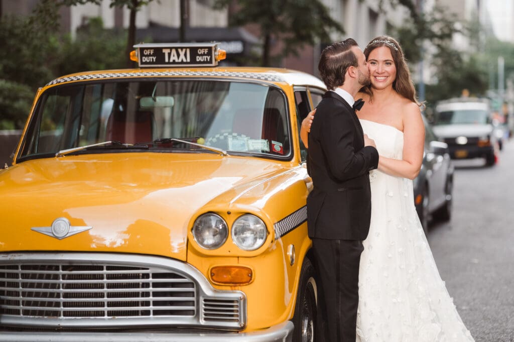 vintage-yellow-checker-nyc-cab-wedding-photo