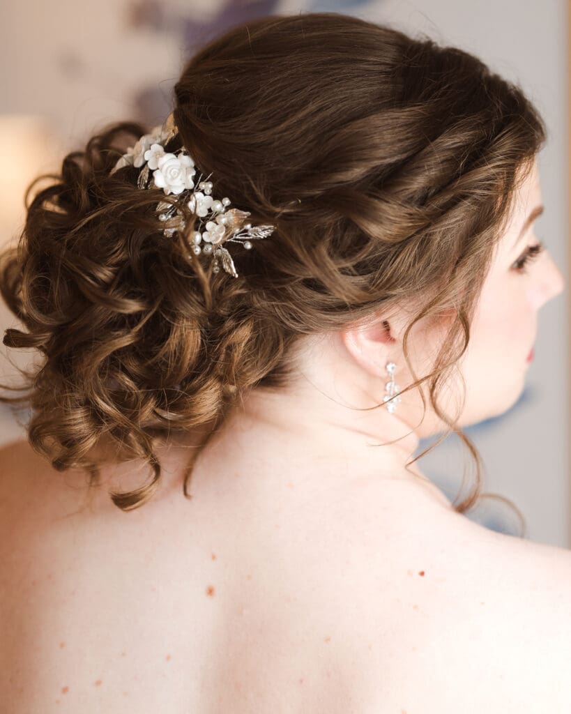 bridal-portraits-in-the-bride-suite-at-the-madison-hotel-nj-morristown-by-suess-moments