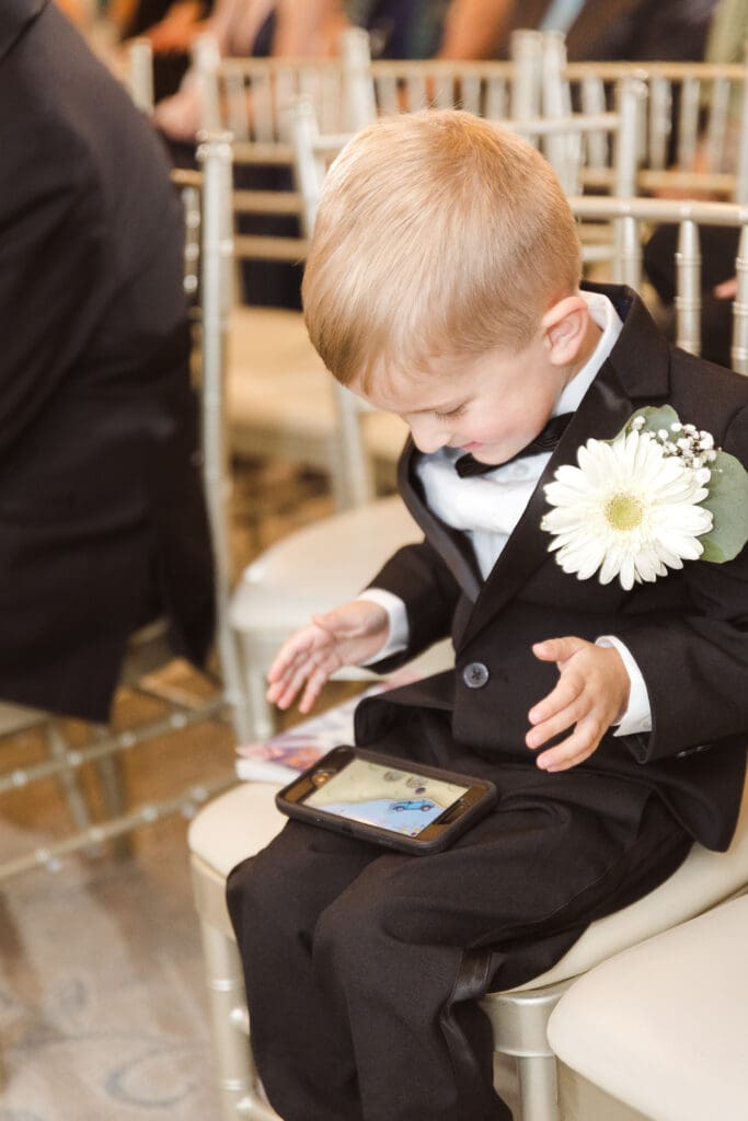 wedding-photos-at-the-conservatory-the-madison-hotel-morristown-nj-photographer-suess-moments