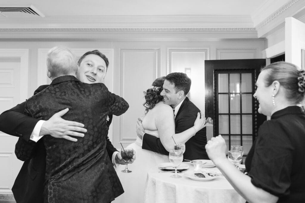 cocktail-hour-wedding-photos-at-the-madison-hotel-new-jersey-suess-moments