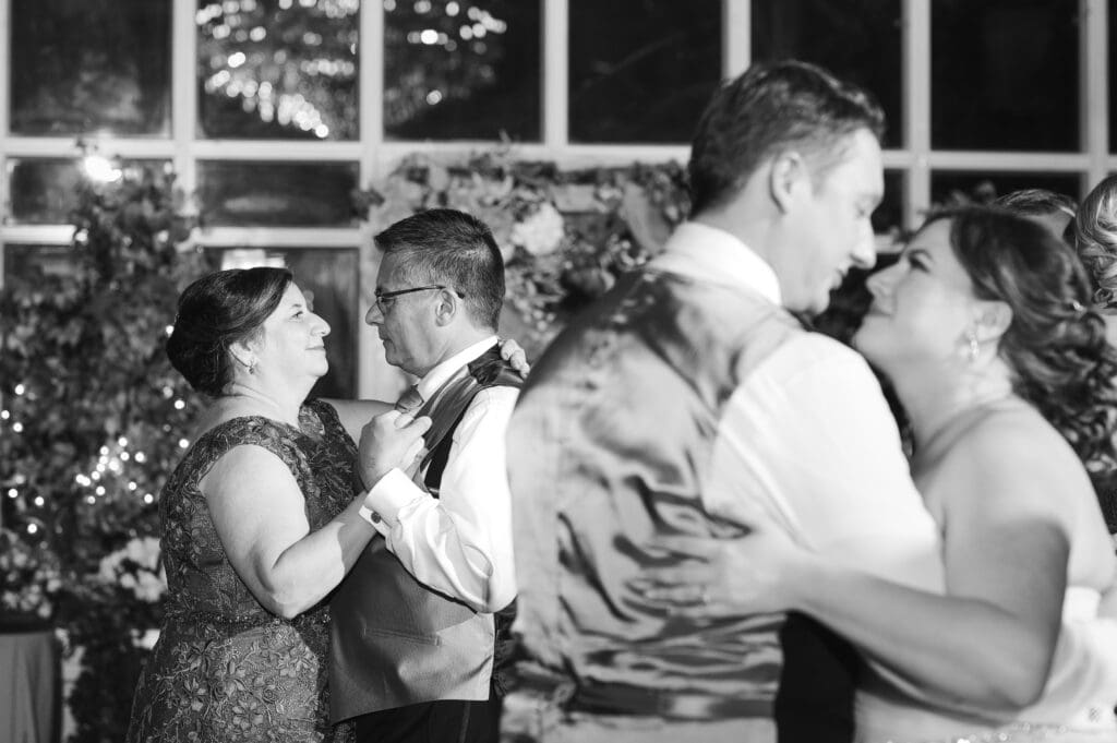 the-conservatory-wedding-at-the-madison-hotel-nj-photos-by-suess-moments