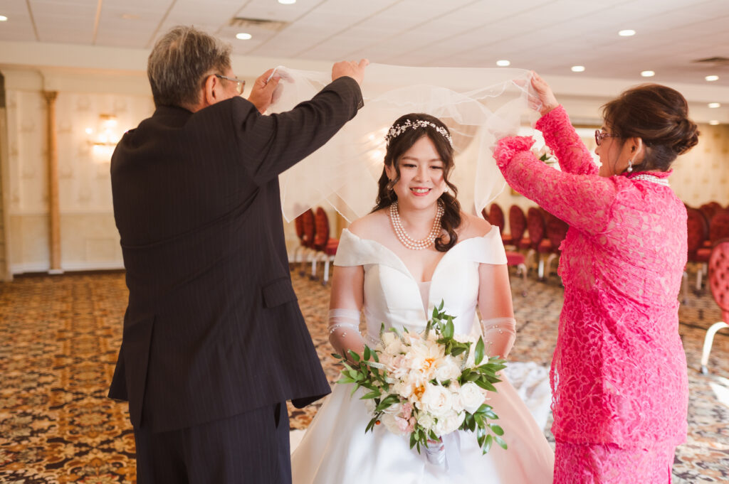wedding-traditions-at-birchwood-manor-nj-by-suess-moments