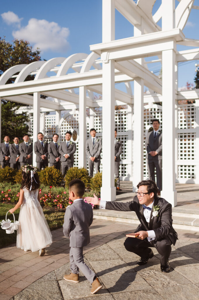 wedding-ceremony-outdoors-at-the-birchwood-manor-nj-by-suess-moments-photography