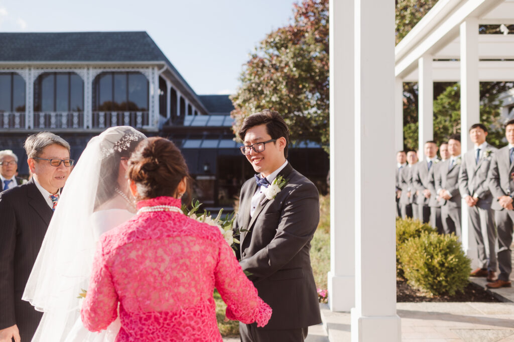 wedding-ceremony-outdoors-at-the-birchwood-manor-nj-by-suess-moments-photography