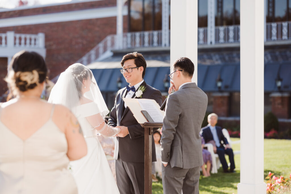 wedding-ceremony-outdoors-at-the-birchwood-manor-nj-by-suess-moments-photography
