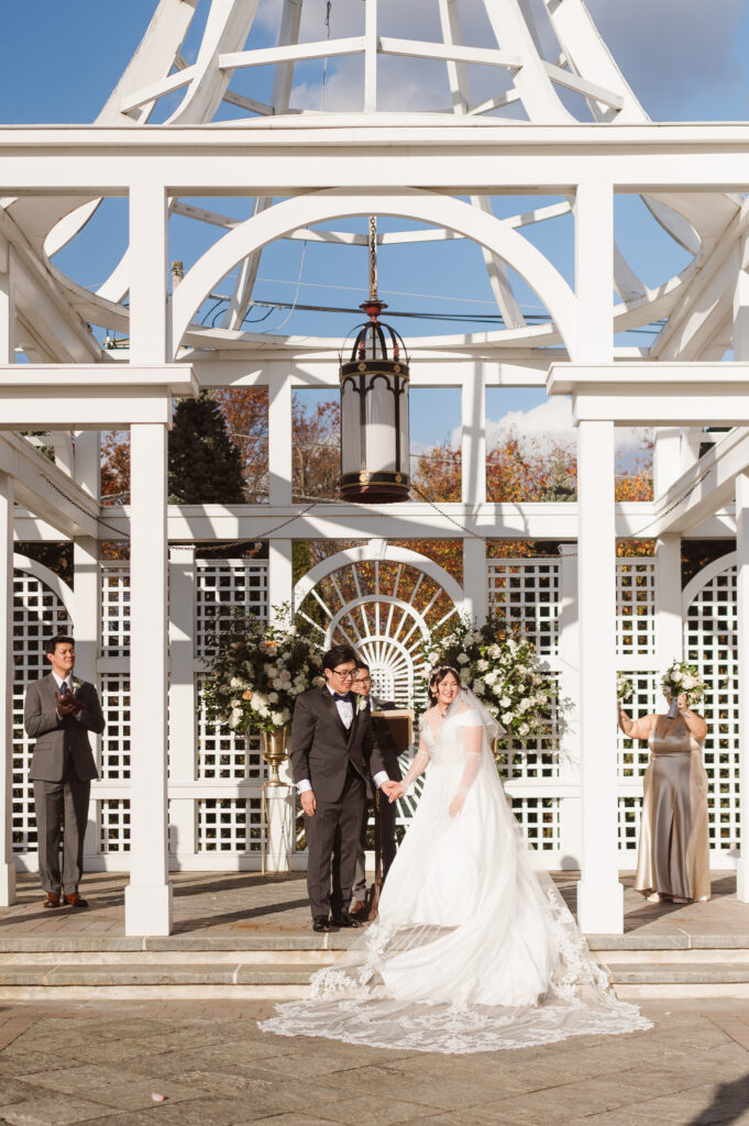 wedding-ceremony-outdoors-at-the-birchwood-manor-nj-by-suess-moments-photography