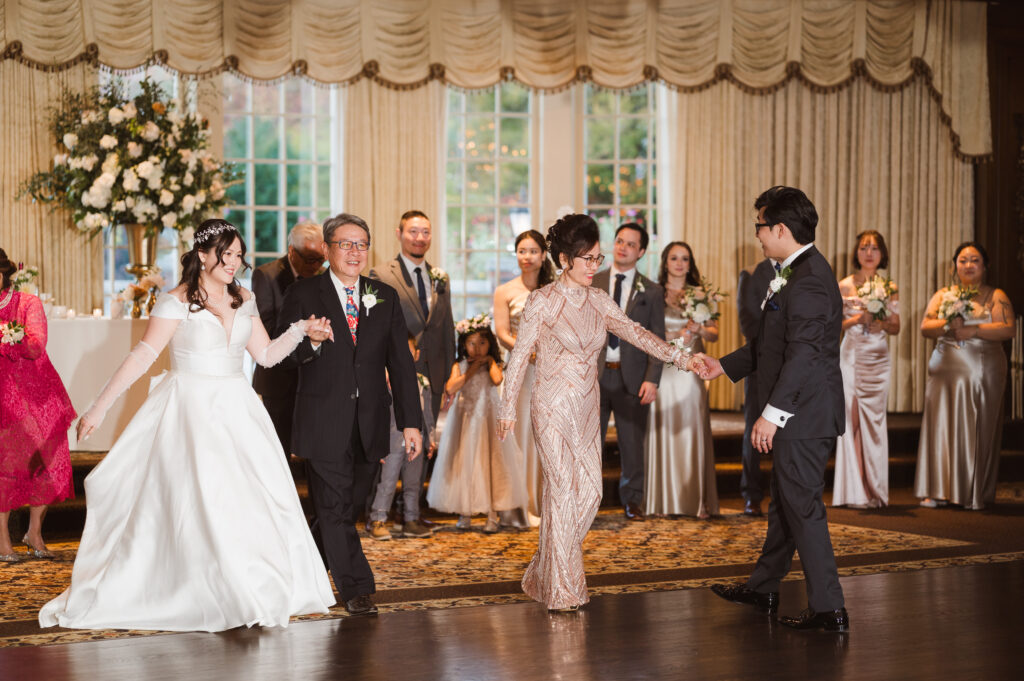 wedding-reception-photos-at-birchwood-manor-nj-by-suess-moments-photography