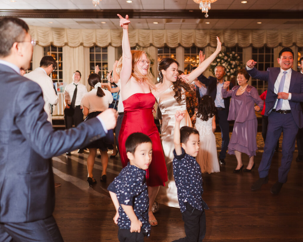 wedding-reception-photos-at-birchwood-manor-nj-by-suess-moments-photography