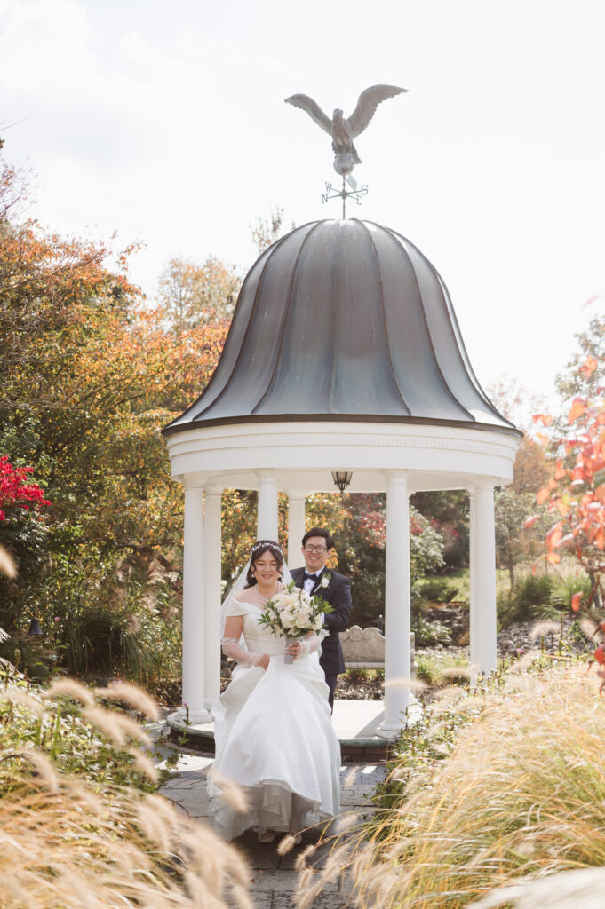 bride-and-groom-outdoor-portraits-at-the-birchwood-manor-nj-by-suess-moments